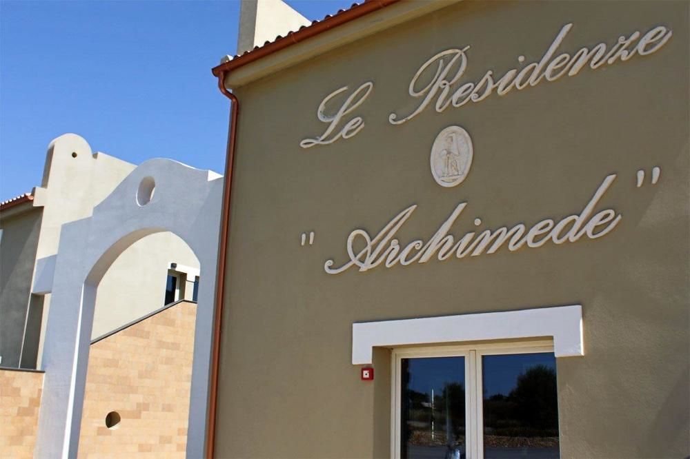 Le Residenze Archimede Aparthotel Syracuse Bagian luar foto