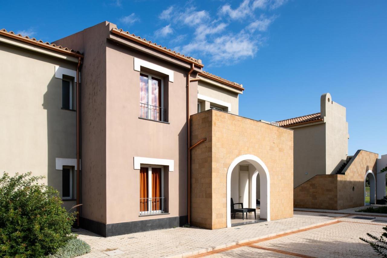 Le Residenze Archimede Aparthotel Syracuse Bagian luar foto